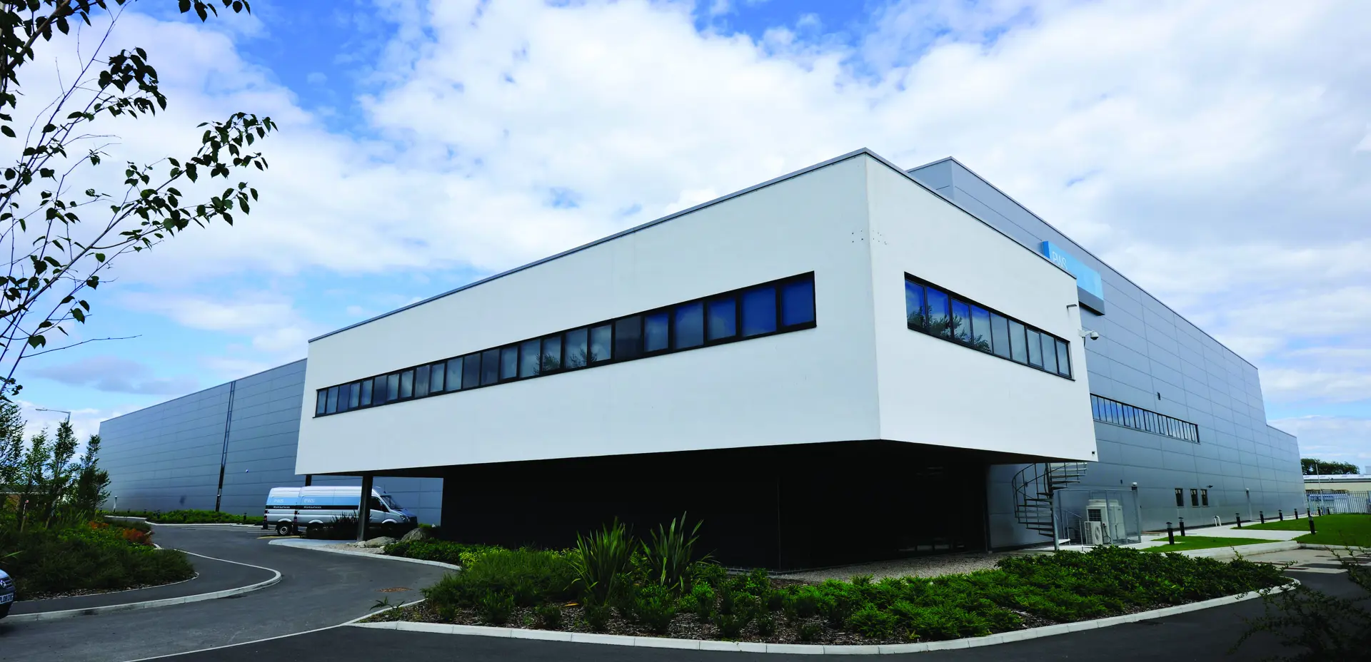 Factory External 1 H