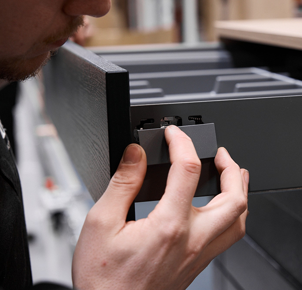 Imgi 7 Life Factory 3217 2000Px 1